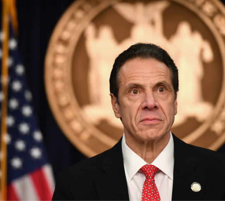 El gobernador de Nueva York, Andrew Cuomo, dimite tras el escándalo de acoso sexual