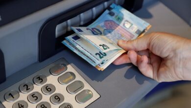 La banca ultima el plan para facilitar a 660.000 españoles el acceso a servicios bancarios