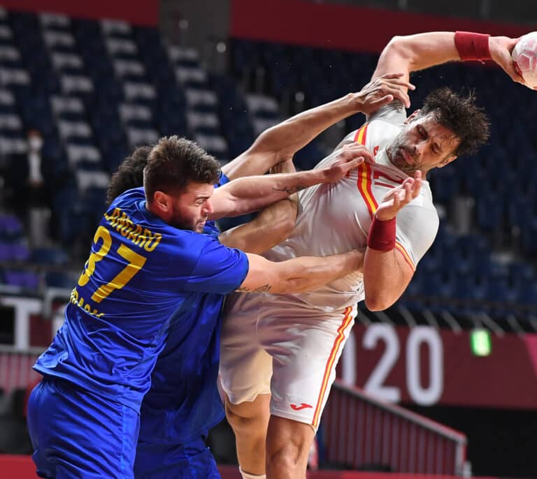 Dinamarca envía a los 'Hispanos' a la lucha por el bronce