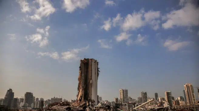 Beirut, primer aniversario de la ciudad hecha escombros