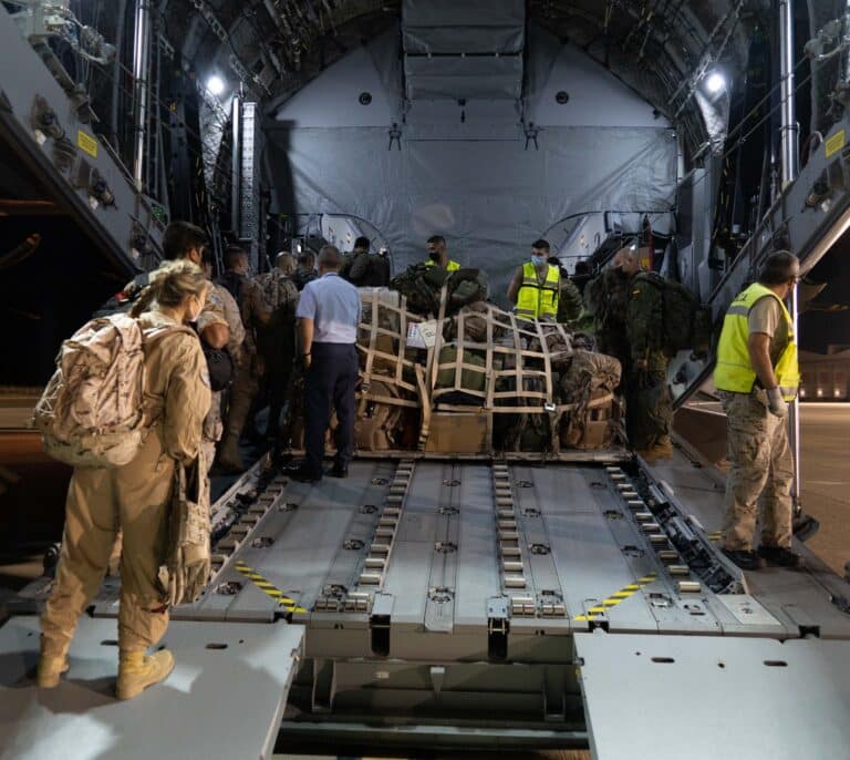 Aterriza en Kabul el primer vuelo español para el plan de evacuación en Afganistán