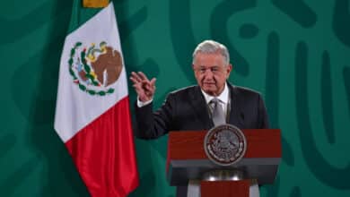 El presidente de México lamenta que "está retoñando el franquismo en España"