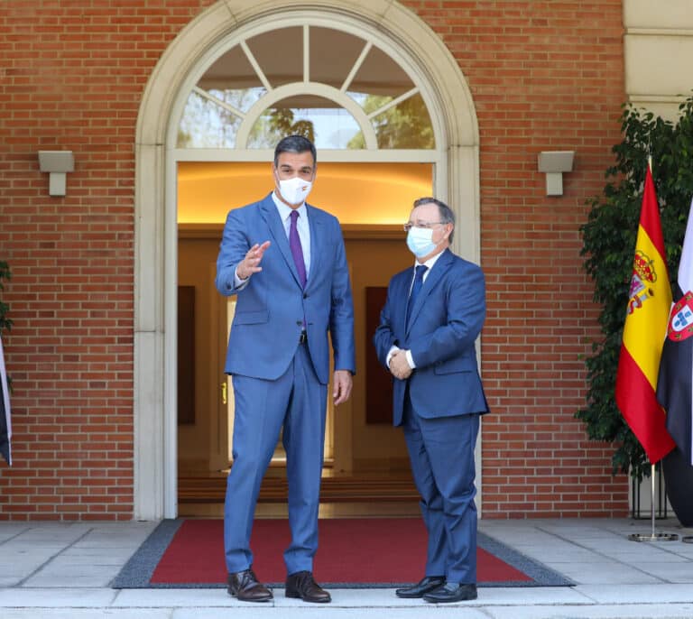Juan Jesús Vivas (PP) enmienda a Casado y elogia la actuación del Gobierno en la crisis de Ceuta