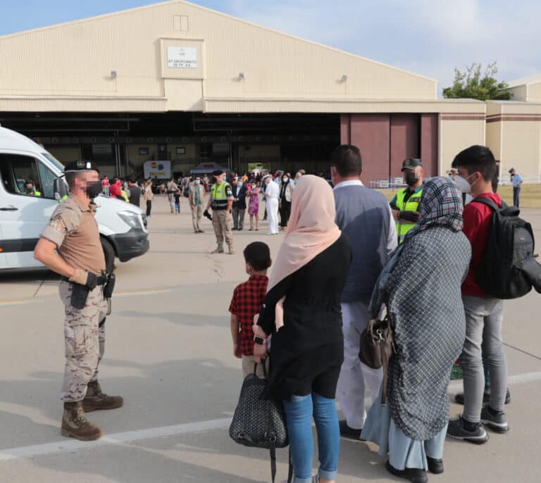 España da por concluida la operación de evacuación en Afganistán
