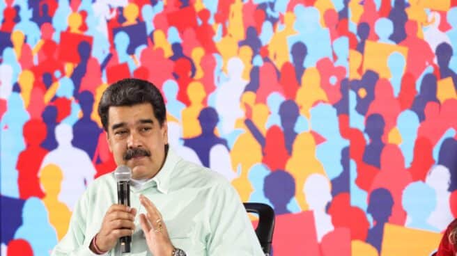 El líder chavista, Nicolás Maduro, en una reunión con dirigentes locales chavistas