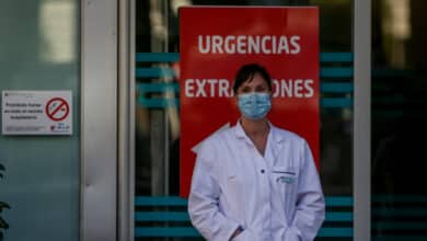 A los médicos que nos cuidan el alma