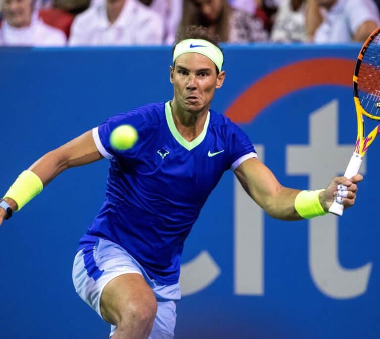 Rafael Nadal reaparece dos meses después con una victoria en Washington