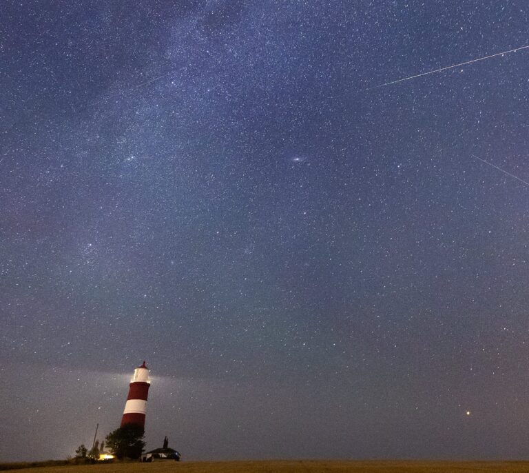 Desde dónde ver las Perseidas en España: 6 sitios clave para disfrutar la lluvia de estrellas