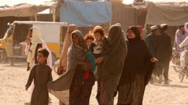 Los talibanes prohíben las clases mixtas en la universidad: "Es la raíz de todos los problemas"