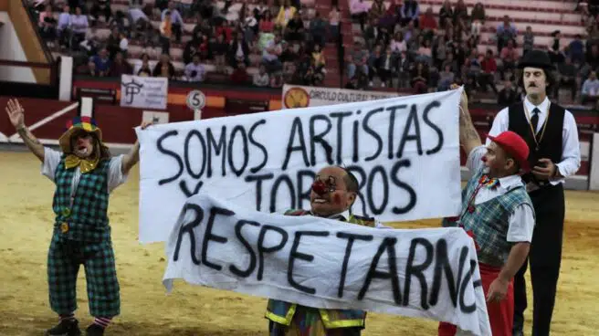 El regreso a los ruedos (con polémica) del 'Bombero torero'