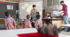 Matemáticas de niños con palotes