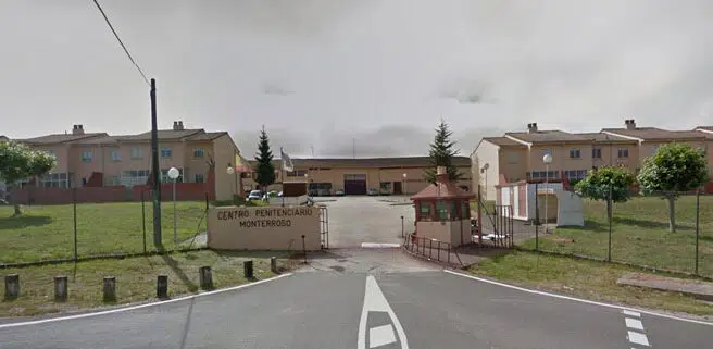 Prisiones investiga dos vídeos de internos de la cárcel de Lugo consumiendo droga