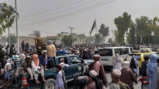 Talibanes en Kandahar tras la toma de la ciudad. Talibanes en Kandahar tras la toma de la ciudad.