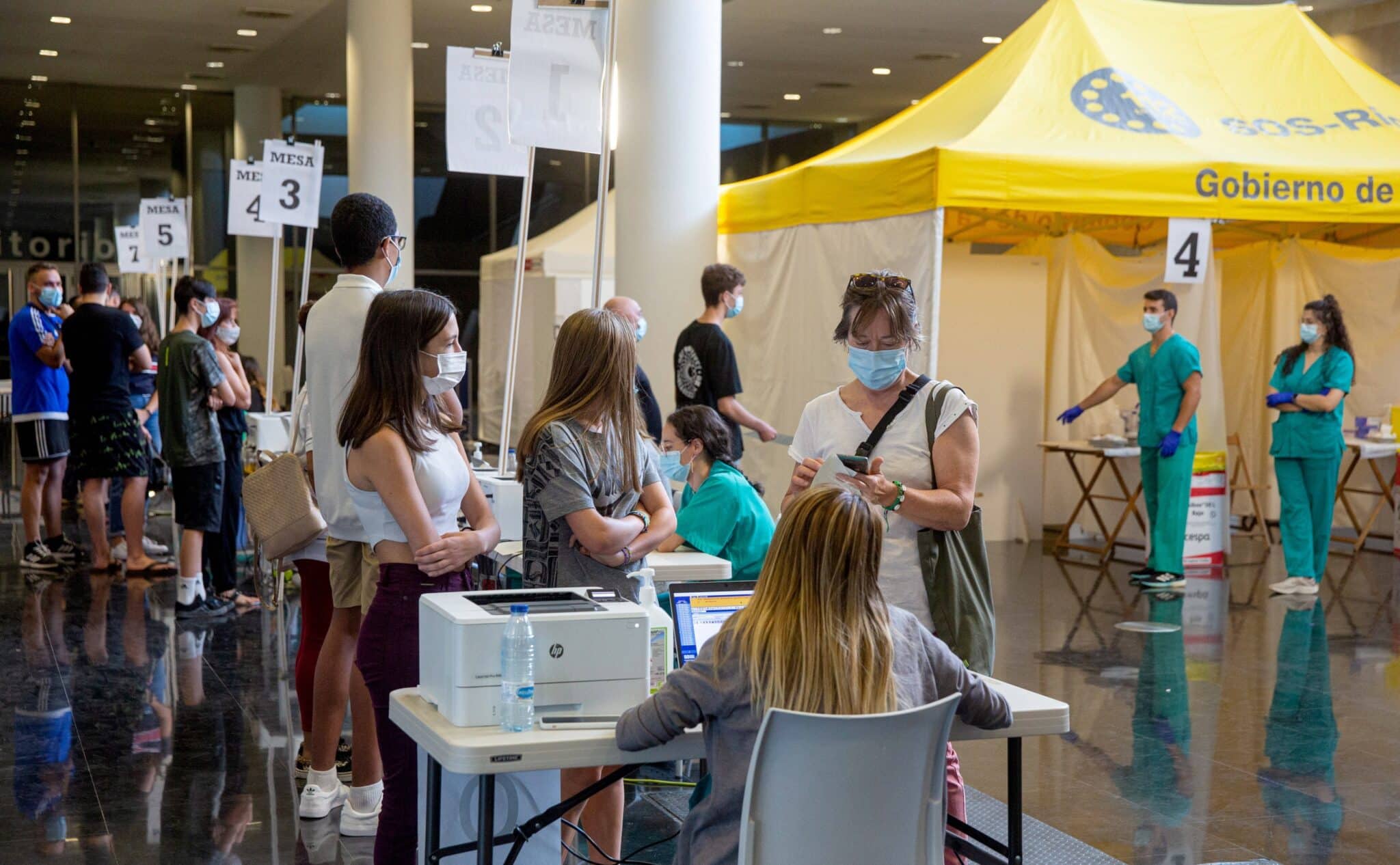 Imagen del centro de vacunación Riojaforum en Logroño.