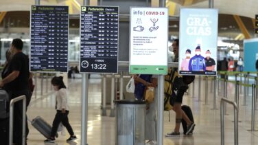 La llegada de turistas internacionales se hunde un 49,6% hasta junio y el gasto cae hasta los 5.765 millones
