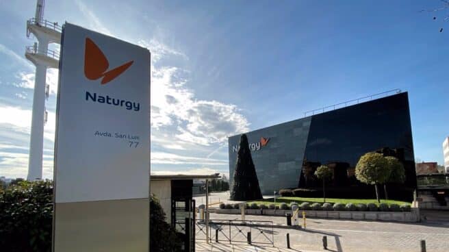 Naturgy logra un contrato de Loterías para instalar puntos de recarga de vehículos eléctricos en sus sedes Edificio de la sede de Naturgy en Madrid.