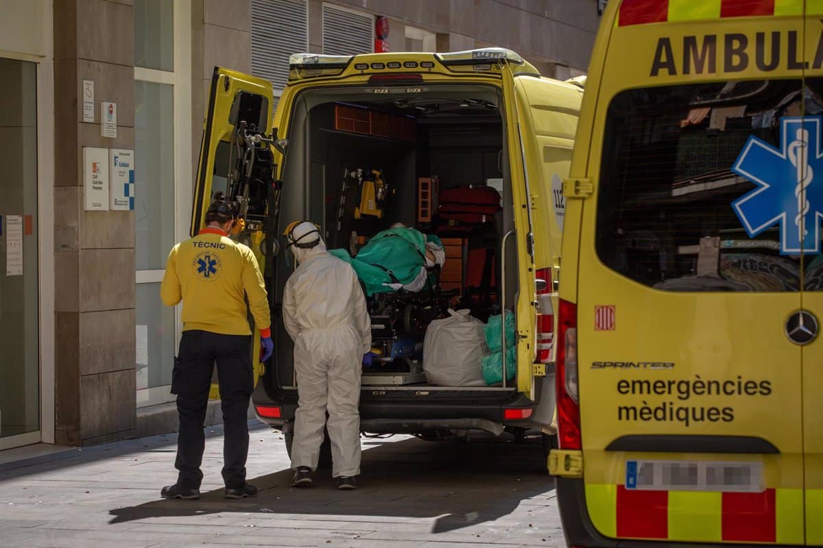 Herida muy grave una bebé de 16 meses al precipitarse accidentalmente desde un segundo piso