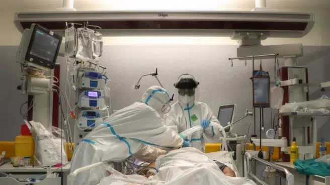 Poner a pacientes Covid boca abajo reduce la necesidad de intubación y su mortalidad