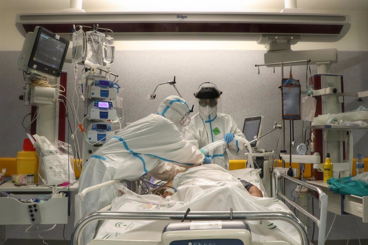 Poner a pacientes Covid boca abajo reduce la necesidad de intubación y su mortalidad