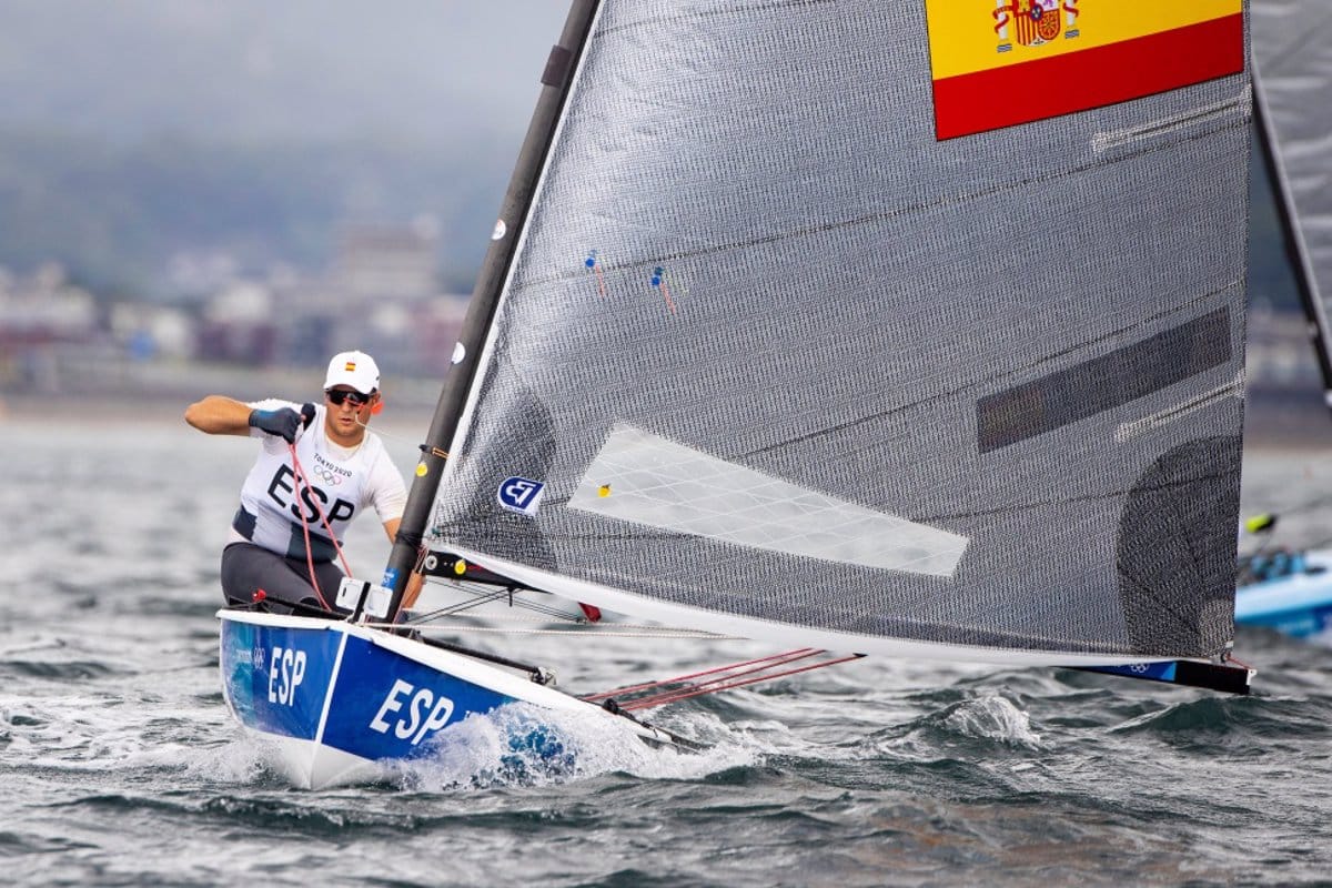 Joan Cardona, medalla de bronce en la clase Finn