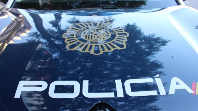 Coche de Policía Nacional. Coche de Policía Nacional.