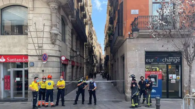 Desalojan un hotel cercano a La Rambla de Barcelona tras una explosión