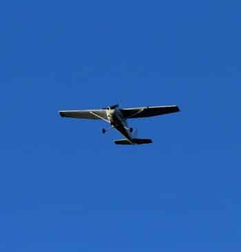 Al menos 11 muertos al estrellarse una avioneta en el este de [...]