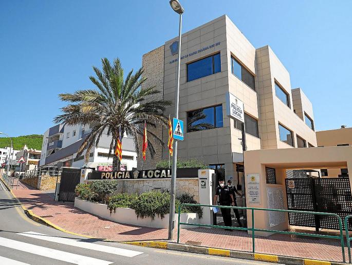 Detenido un hombre en Ibiza por golpear a su pareja embarazada y enfrentarse a policía