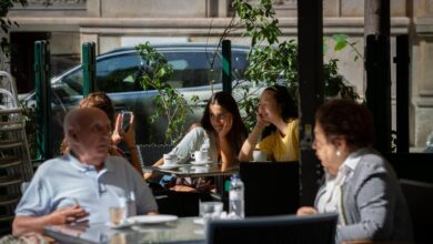 La Justicia catalana avala limitar las reuniones a diez personas en Cataluña