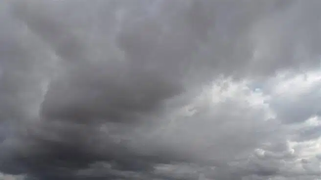 Hoy, cielos nubosos, chubascos y tormentas en gran parte de la Península