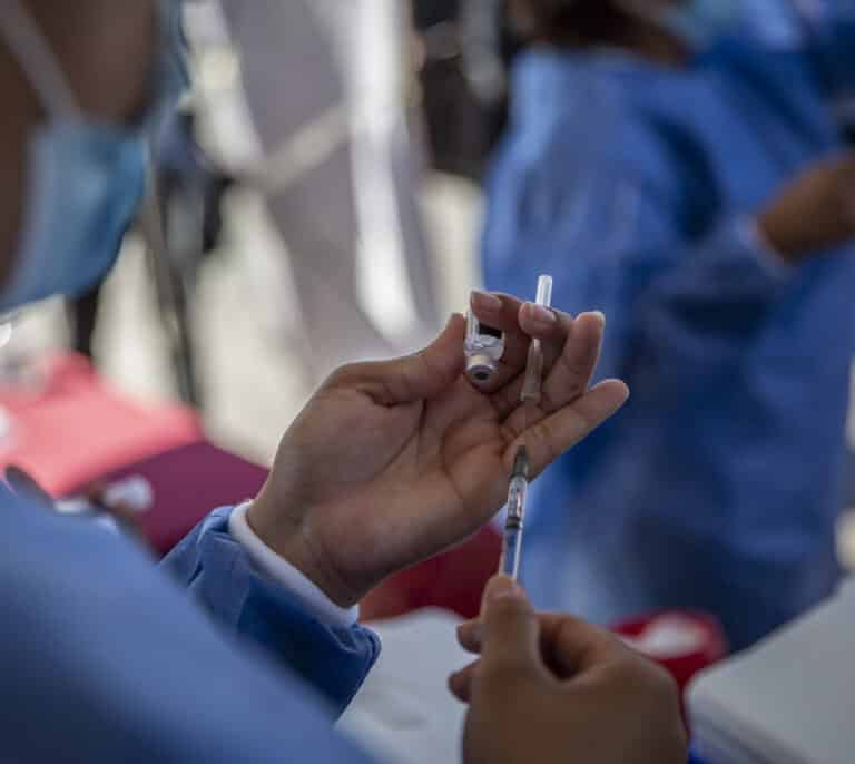 La EMA no encuentra un vínculo entre la vacuna y trastornos menstruales