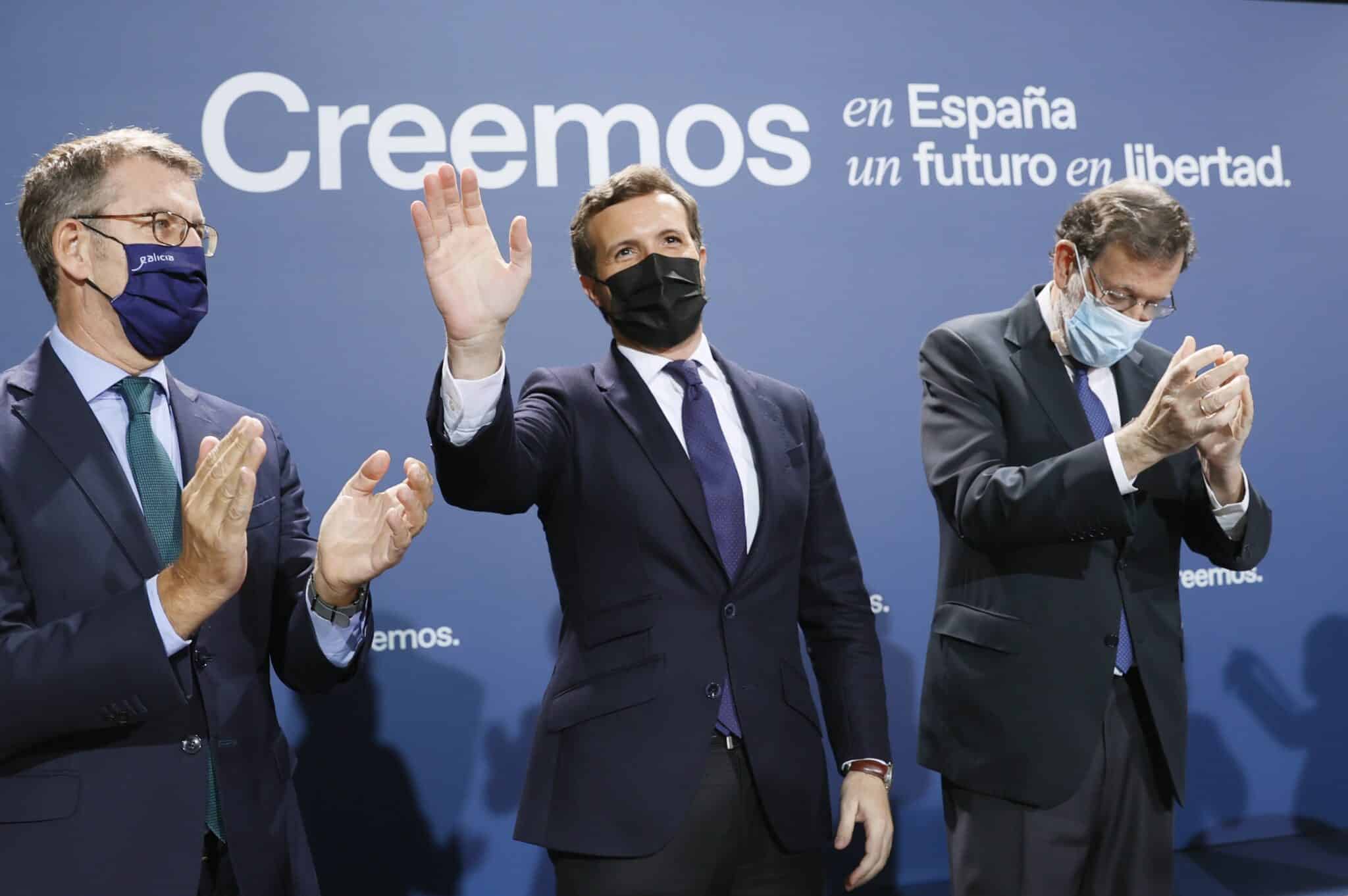 Feijóo, Casado y Rajoy, en Santiago de Compostela.