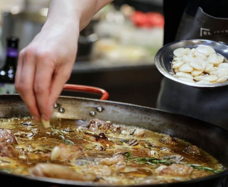 Sesenta gastrónomos eligen las 100 grandes recetas de la cocina española