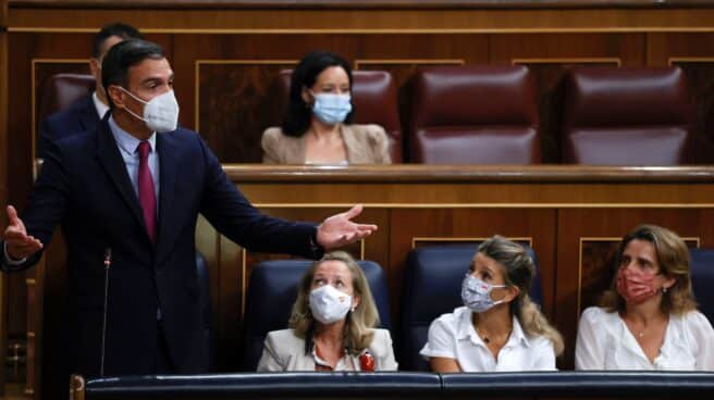 Sánchez, junto a Calviño, Díaz y Ribera. Sánchez, junto a Calviño, Díaz y Ribera.