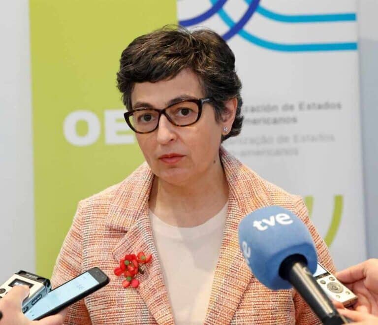 La exministra González Laya dice al juez que Ghali entró en España "de acuerdo con la Ley"