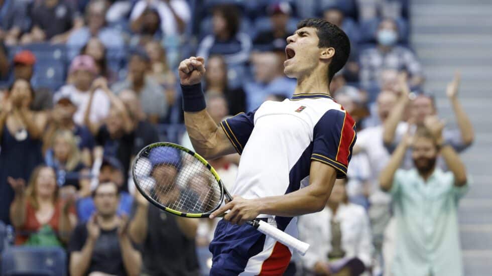 El tenista español Carlos Alcaraz celebra un punto en el US Open