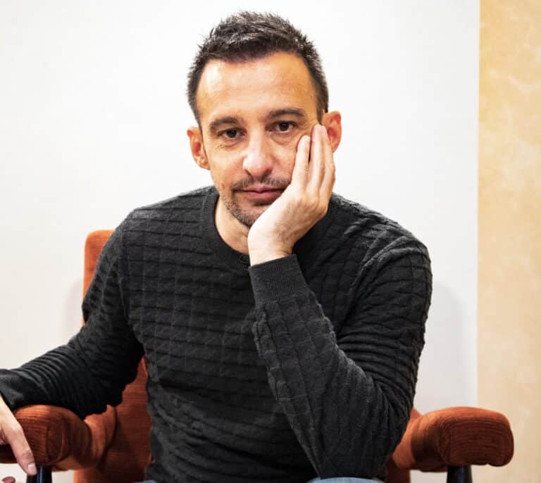 Alejandro Amenábar: “No todo es discrepancia y agresividad como en el Congreso”