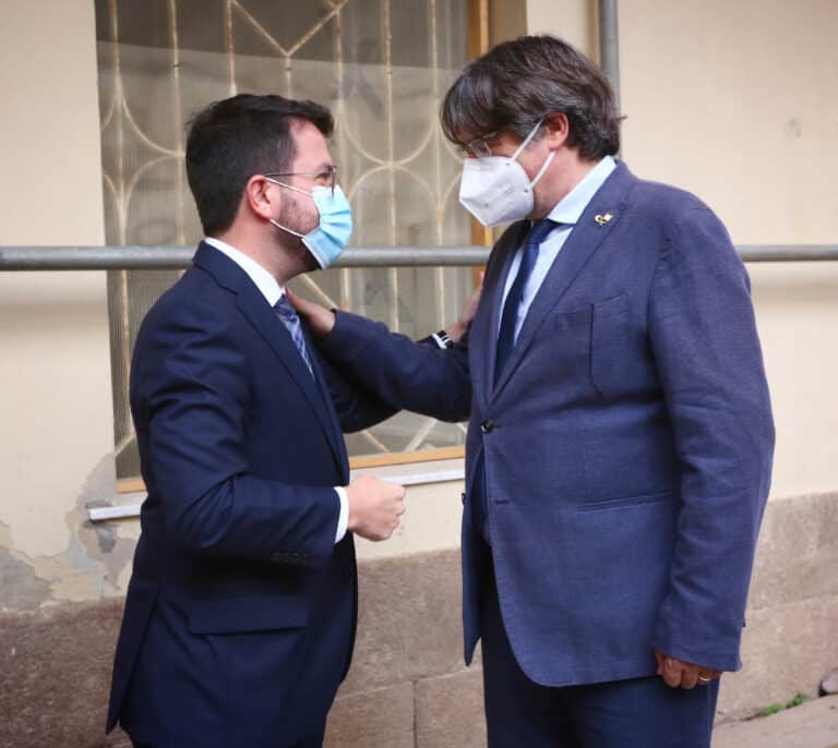 Puigdemont considera "un grave error" lo pactado en la mesa de diálogo