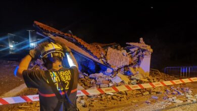 Se derrumba parte de un edificio en Santander poco después de ser desalojado