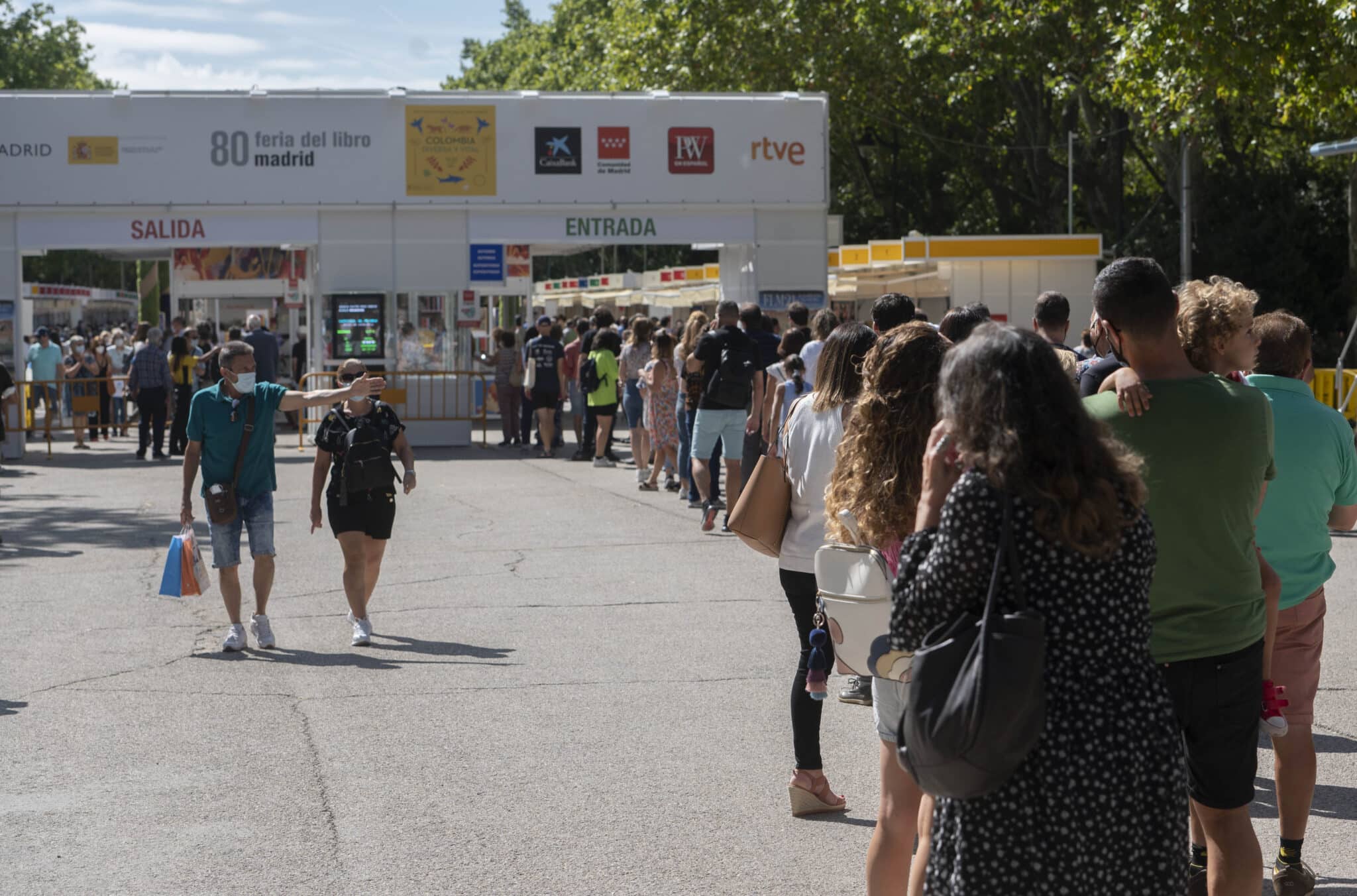 La Feria del Libro de Madrid concluye con 384.000 visitantes y un 10% menos de ventas que en 2019