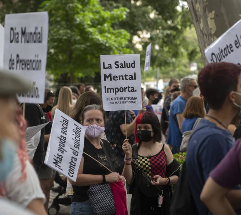 Los psiquiatras advierten que los jóvenes son el foco de la ola de trastornos mentales
