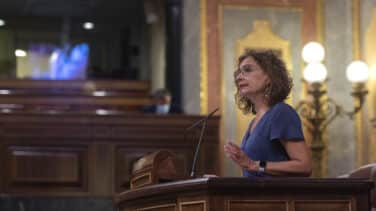 Montero asume que no podrá cumplir con el déficit que exige Bruselas hasta 2024 o incluso 2025