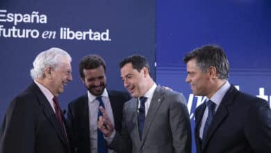 Vargas Llosa, en la Convención del PP: "Los países que votan mal lo pagan caro"