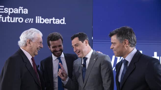 Vargas Llosa, Casado, Moreno y Leopoldo López, en la Convención del PP.