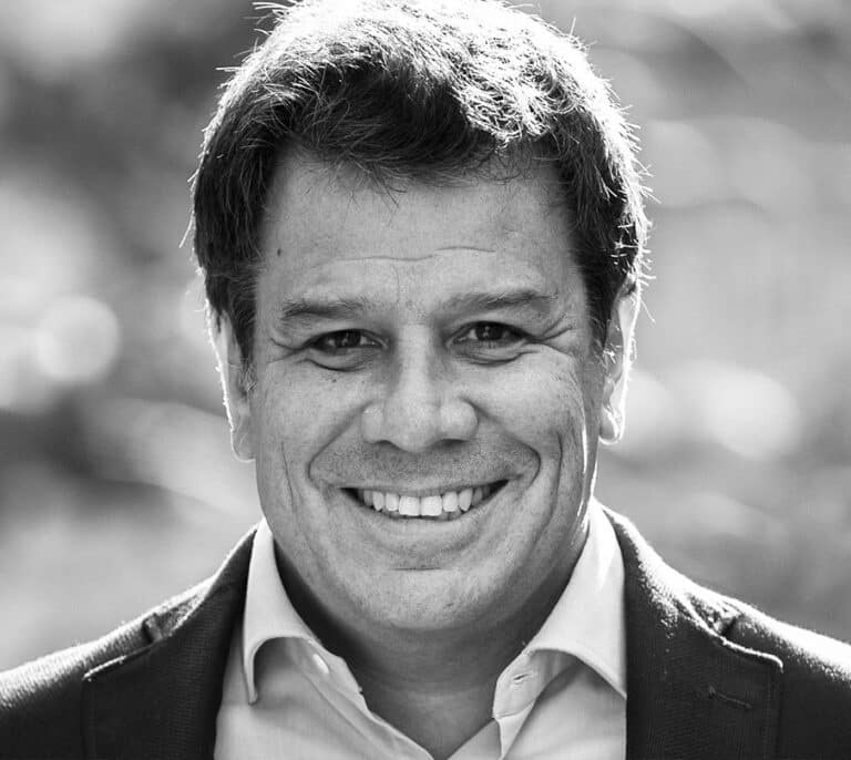 Facundo Manes: "Llevó décadas asumir que el tabaco hace mal e igual pasará con la tecnología"