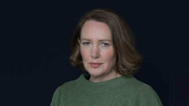 Paula Hawkins