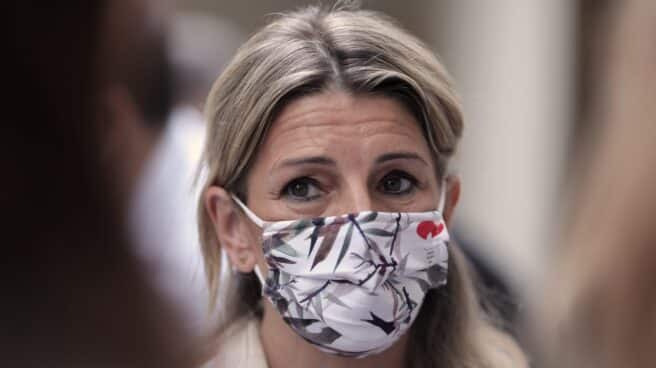 La subida del salario mínimo propuesta por Trabajo ni siquiera cubre el alza de la luz La vicepresidenta Tercera del Gobierno y Ministra de Trabajo y Economía Social, Yolanda Díaz