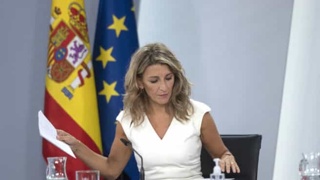 La vicepresidenta segunda y ministra de Trabajo y Economía Social, Yolanda Díaz, en una rueda de prensa posterior al Consejo de Ministros.