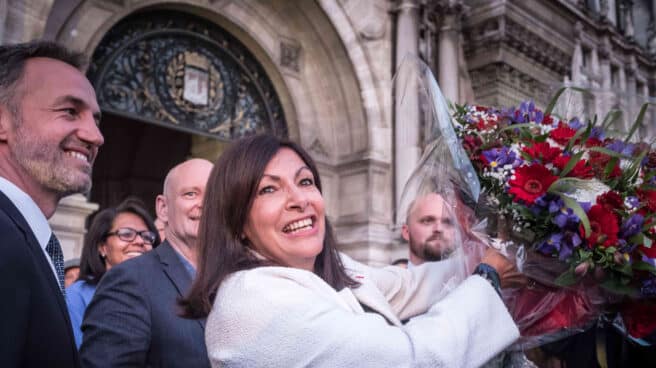 La alcaldesa de París Anne Hidalgo