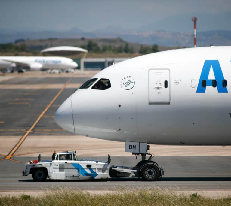 Air Europa sólo logra recuperar la mitad de sus pasajeros respecto al verano de 2019